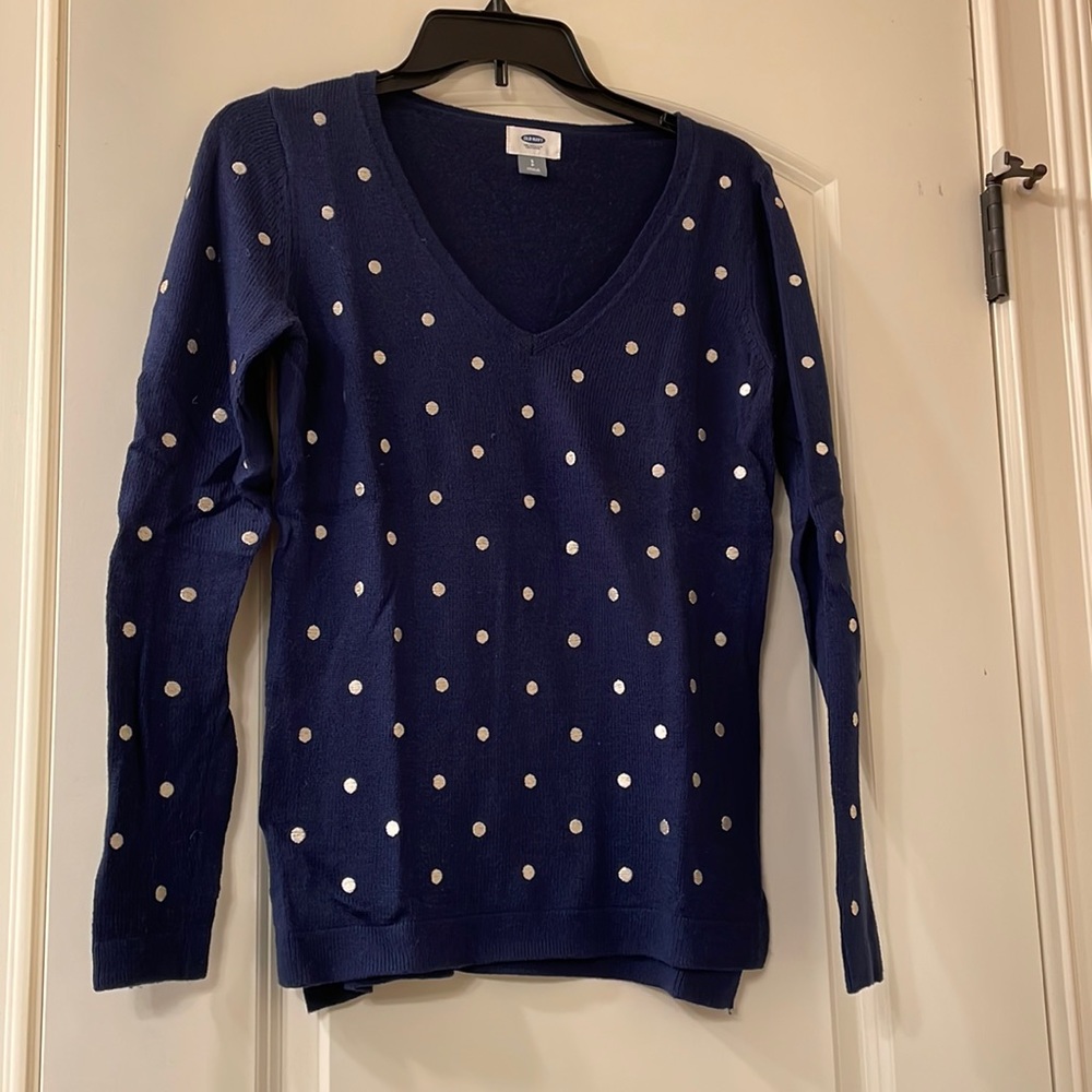 Old Navy sweater